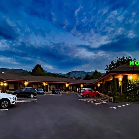 Hotel Rural "La Ruta De Cabrales" Местас-дель-Кон Экстерьер фото