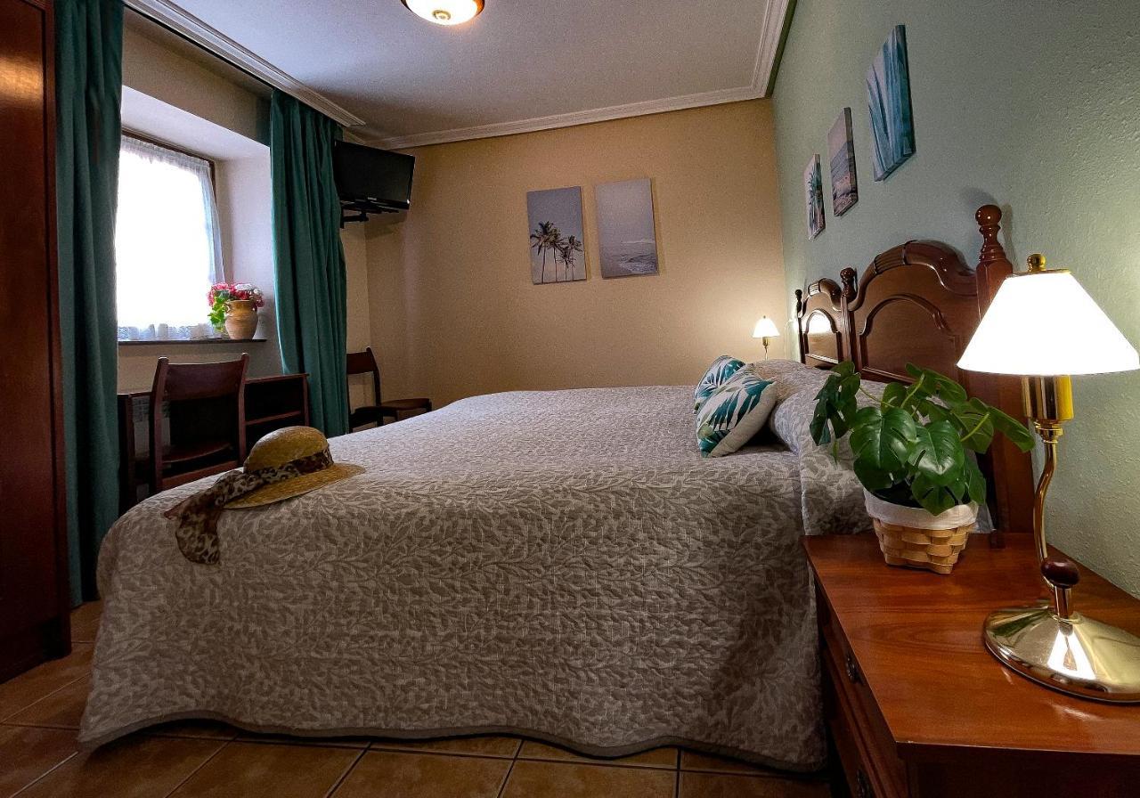 Hotel Rural "La Ruta De Cabrales" Местас-дель-Кон Экстерьер фото